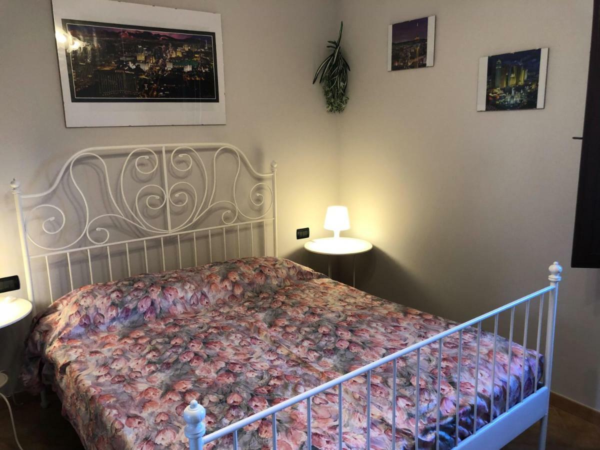 Monica'S Villa 菲亚诺罗马诺 外观 照片