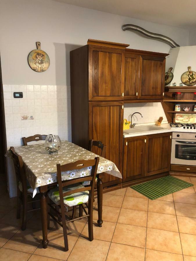 Monica'S Villa 菲亚诺罗马诺 外观 照片